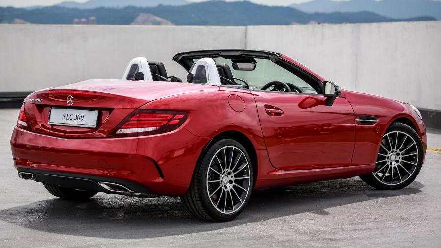  Mercedes-Benz SLC300 AMG Line 2017 года  (MY) (фото 10 из 20)